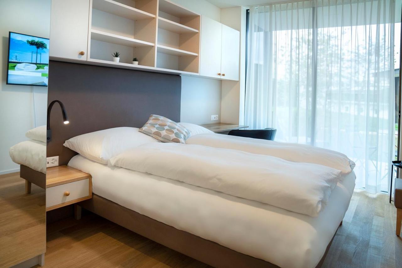 Campus Hotel Hertenstein Вегис Екстериор снимка